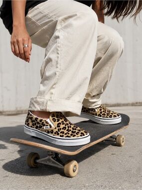 VANS Women's Leopard Print Slip-On Sneakers - Tan & Black 7.5